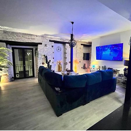 Casa Duque Compartida Familiar 2- Habitacion Bano Propio Севиля Екстериор снимка