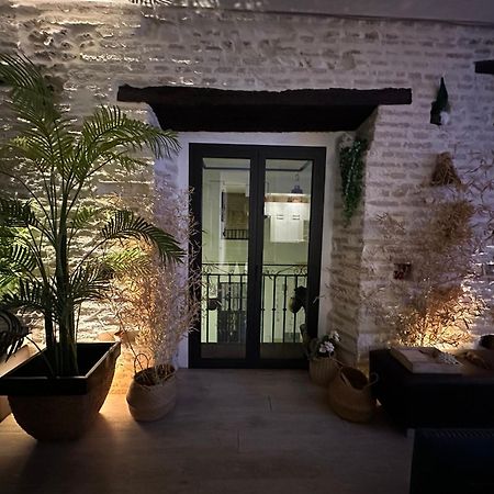 Casa Duque Compartida Familiar 2- Habitacion Bano Propio Севиля Екстериор снимка