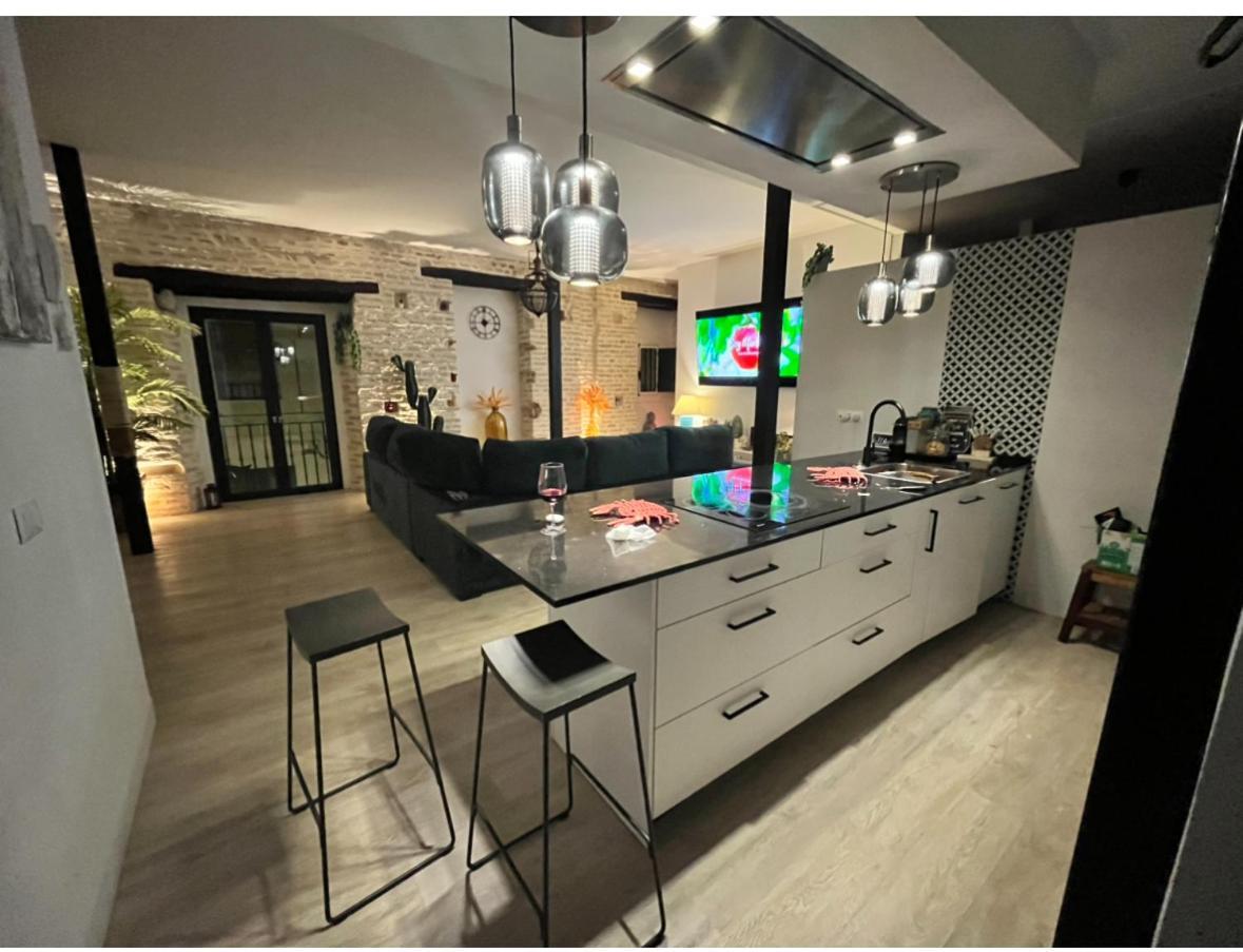 Casa Duque Compartida Familiar 2- Habitacion Bano Propio Севиля Екстериор снимка