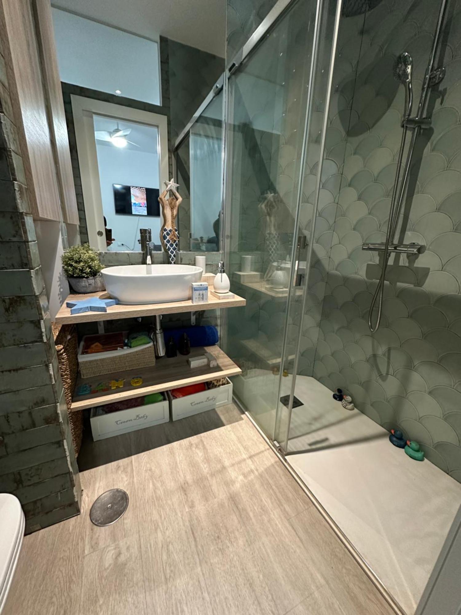 Casa Duque Compartida Familiar 2- Habitacion Bano Propio Севиля Екстериор снимка
