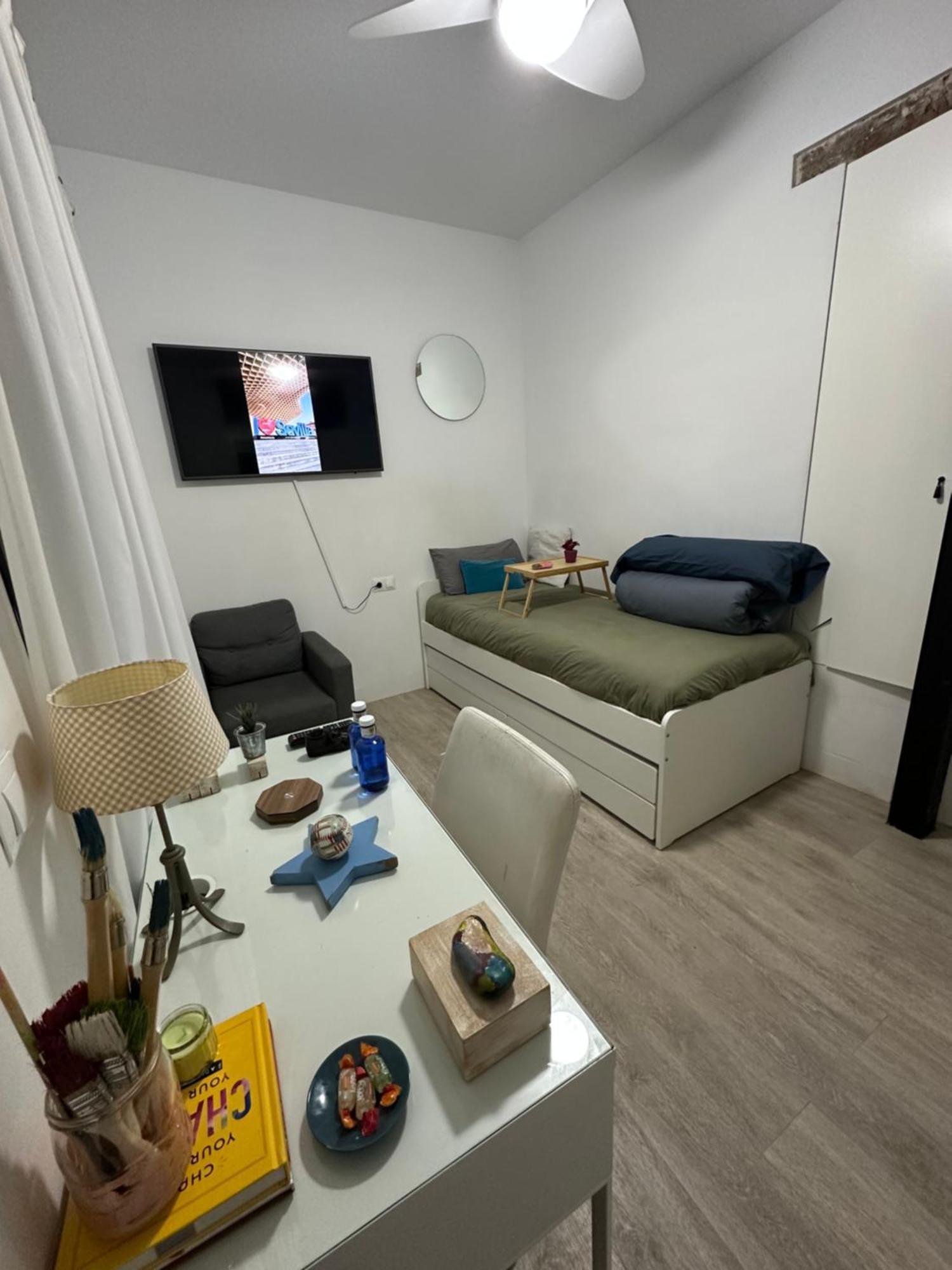 Casa Duque Compartida Familiar 2- Habitacion Bano Propio Севиля Екстериор снимка